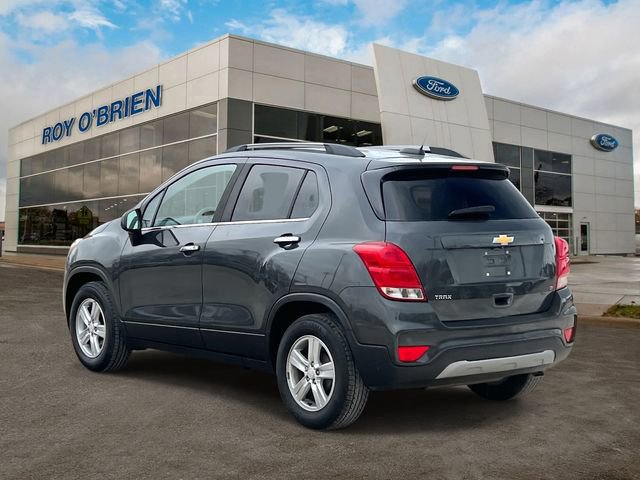 Used 2017 Chevrolet Trax LT w/ LT Convenience Package image 3
