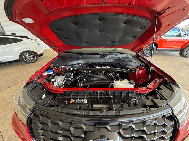 Certified 2025 Ford Explorer ST-Line image 20