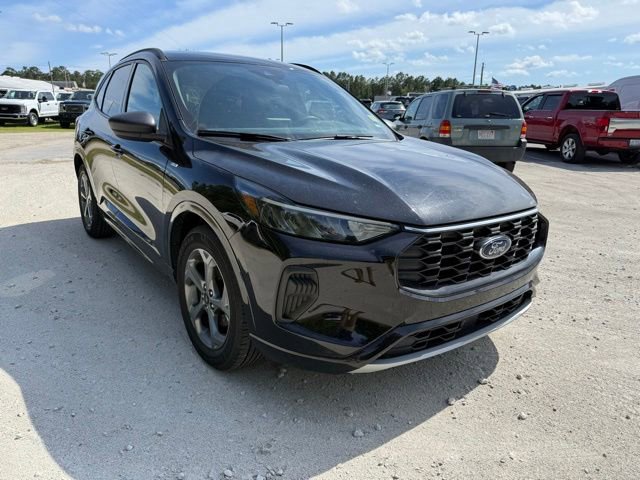 Certified 2024 Ford Escape ST-Line FWD image 2