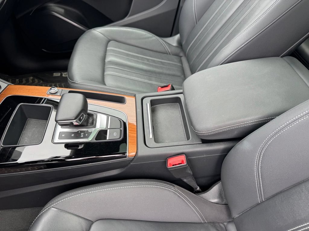 Used 2021 Audi Q5 2.0T Premium w/ Convenience Package AWD/4WD image 12