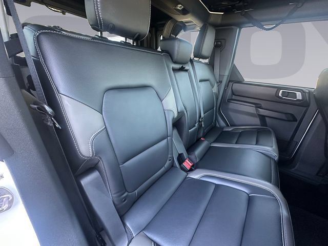 Certified 2025 Ford Bronco Outer Banks AWD/4WD image 18