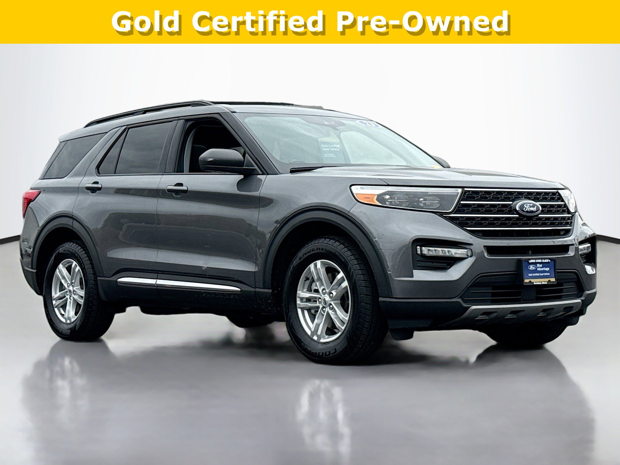 Certified 2022 Ford Explorer XLT w/ Equipment Group 202A