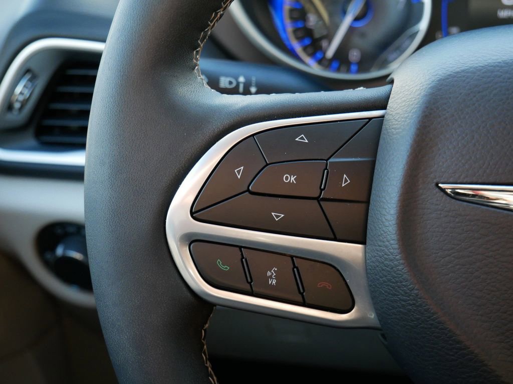 Used 2024 Chrysler Voyager LX FWD image 19