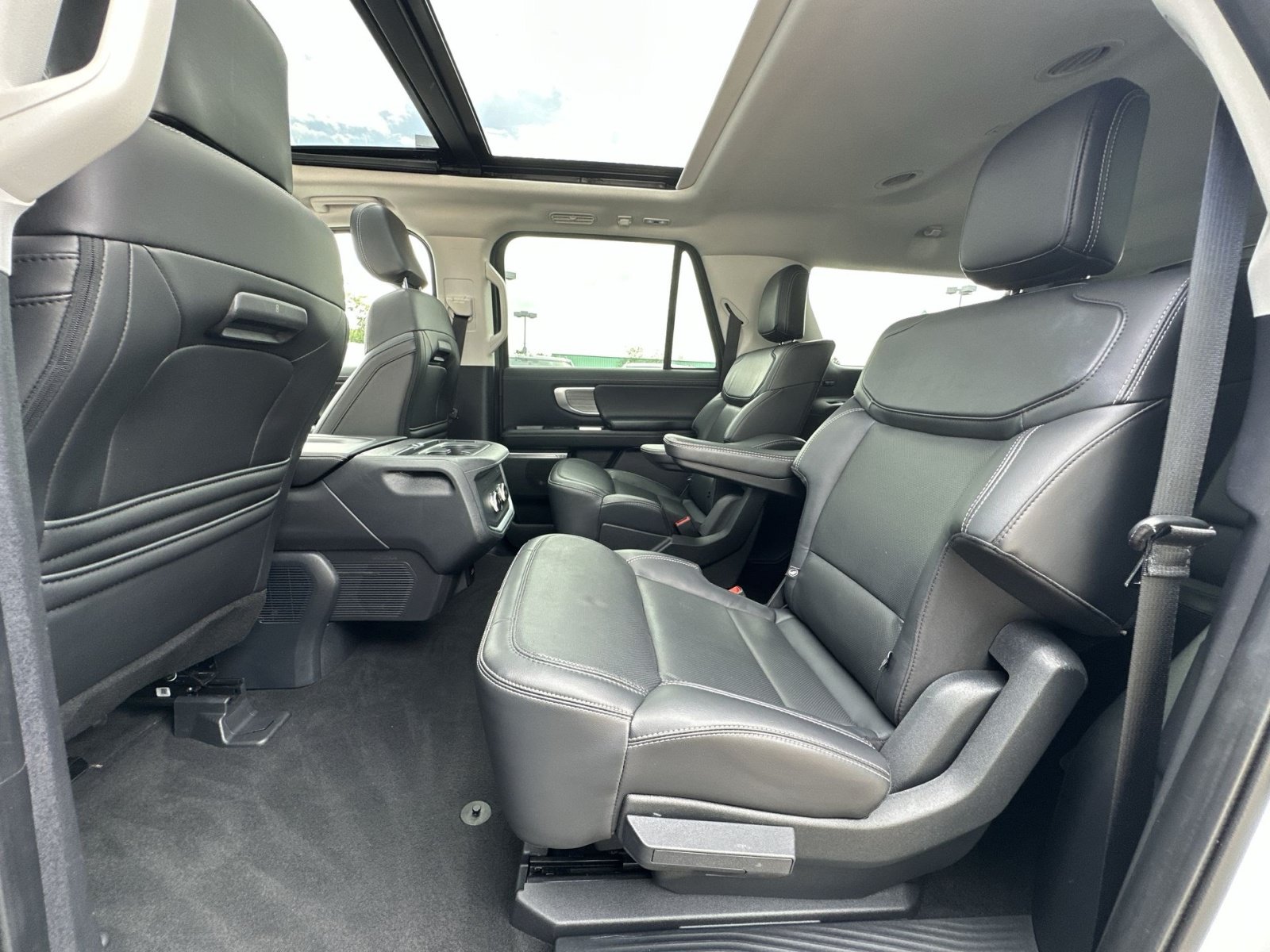 Certified 2025 Ford Expedition Max Platinum AWD/4WD image 33
