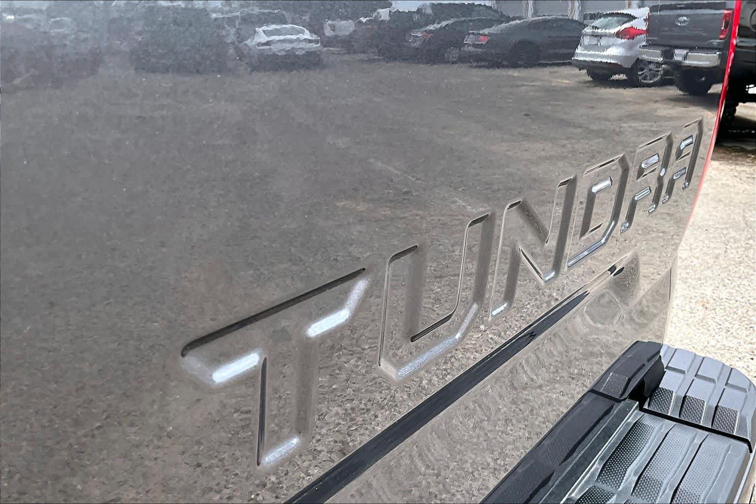 Used 2020 Toyota Tundra SR5 w/ TRD Off-Road Package AWD/4WD image 12