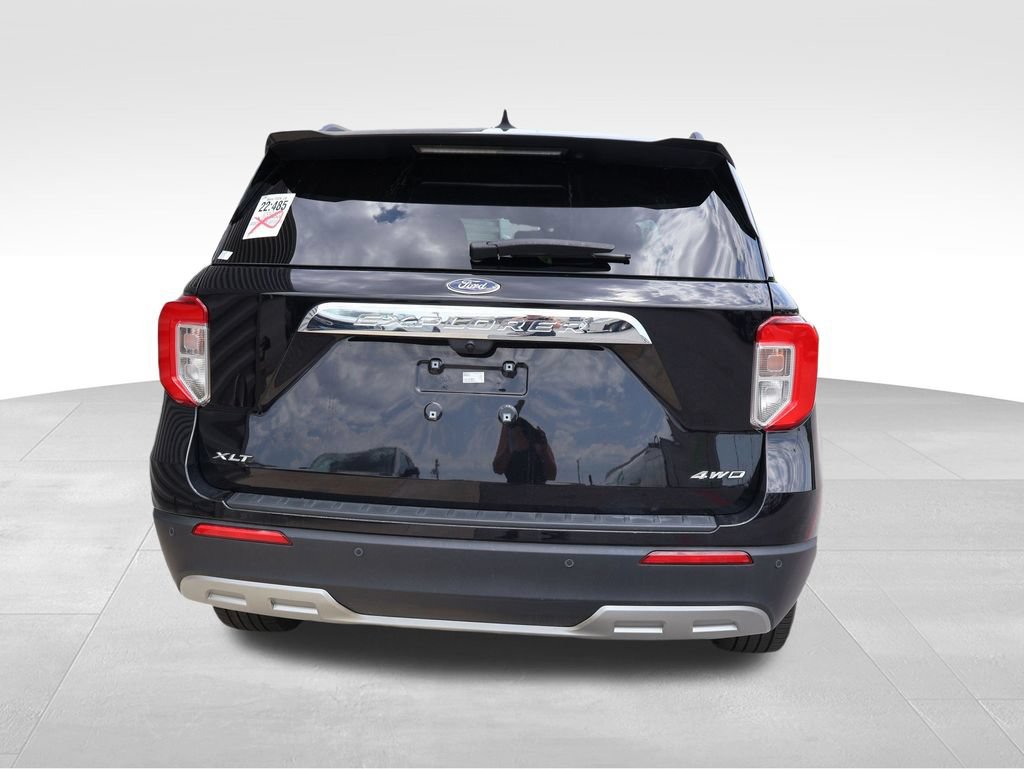 Certified 2024 Ford Explorer XLT w/ Equipment Group 202A AWD/4WD image 19