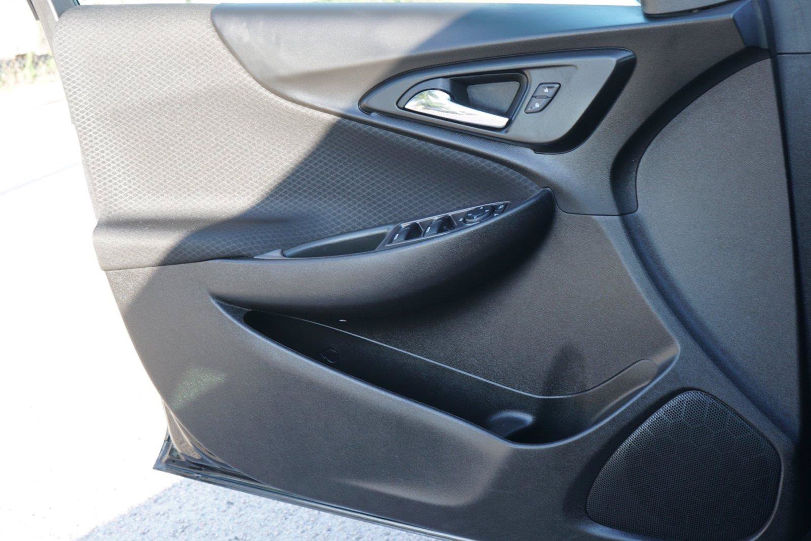 Used 2025 Chevrolet Malibu LT FWD image 19