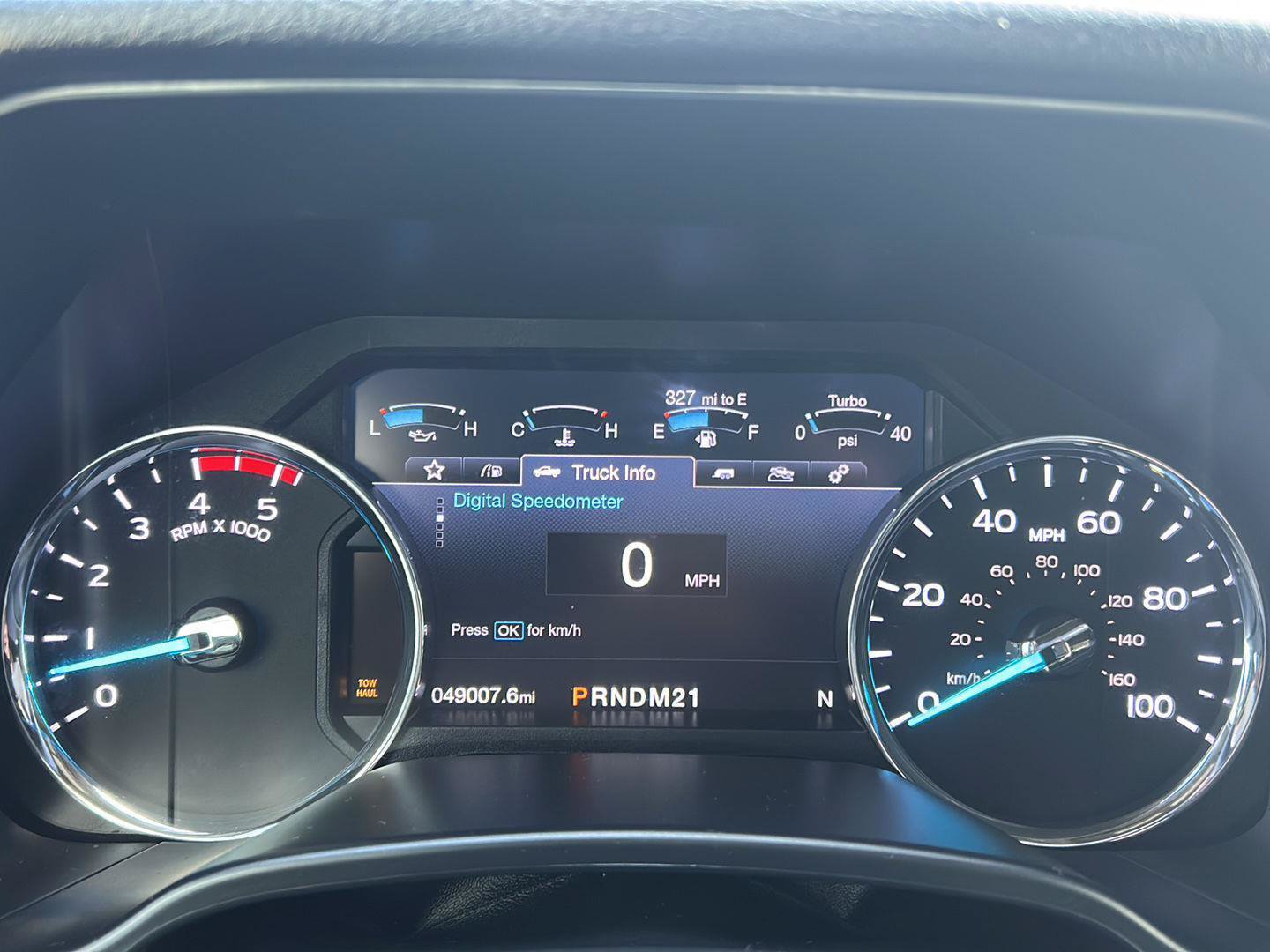 Certified 2019 Ford F250 Lariat w/ FX4 Off-Road Package AWD/4WD image 11
