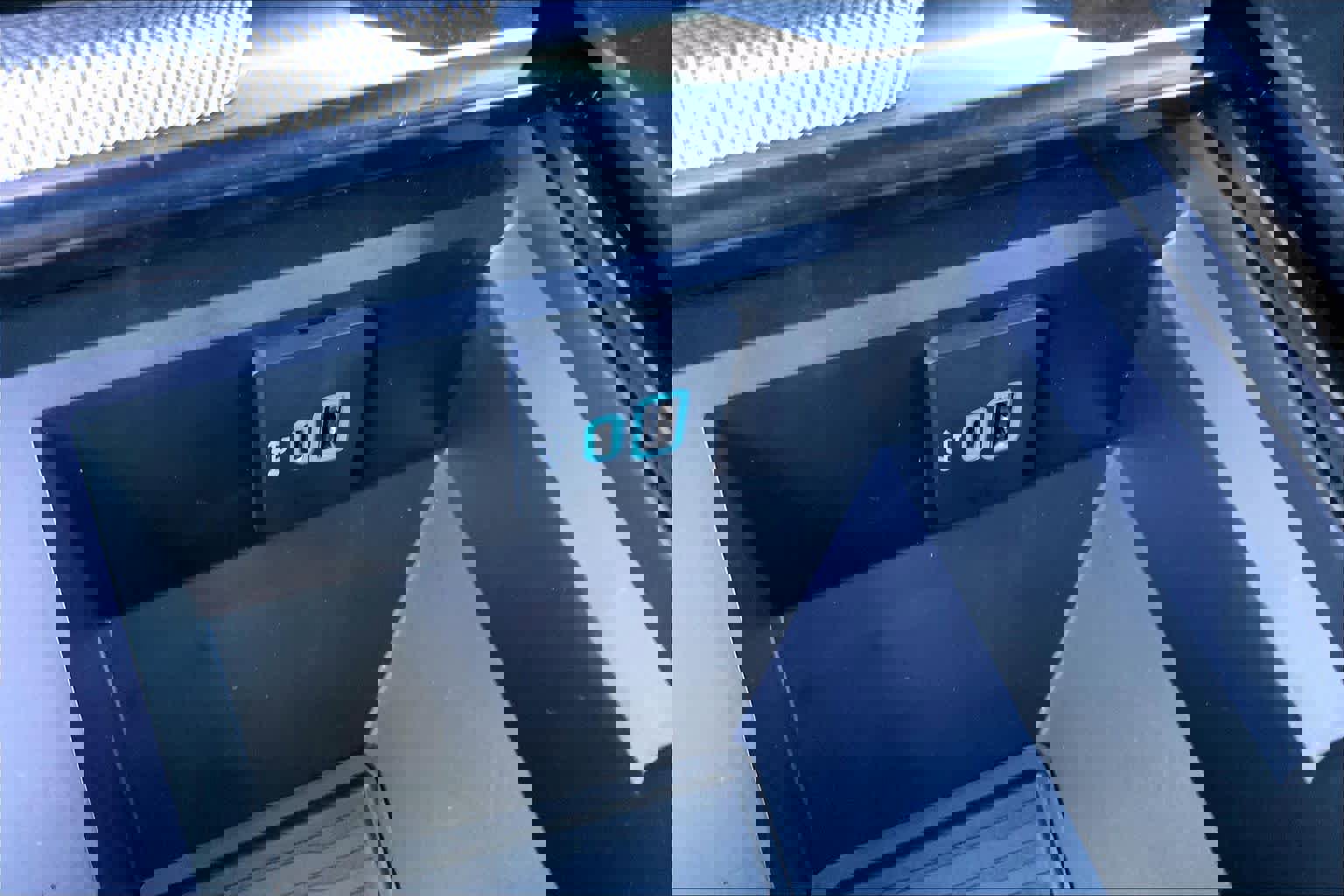 Certified 2025 Ford F350 Platinum w/ Platinum Plus Package image 31