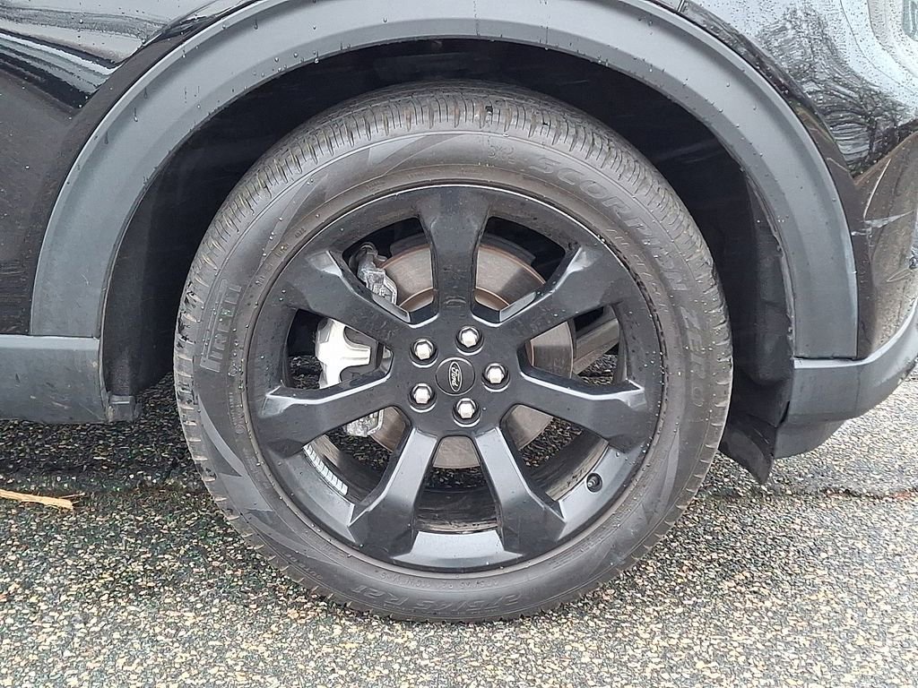 Certified 2023 Ford Explorer ST-Line image 11