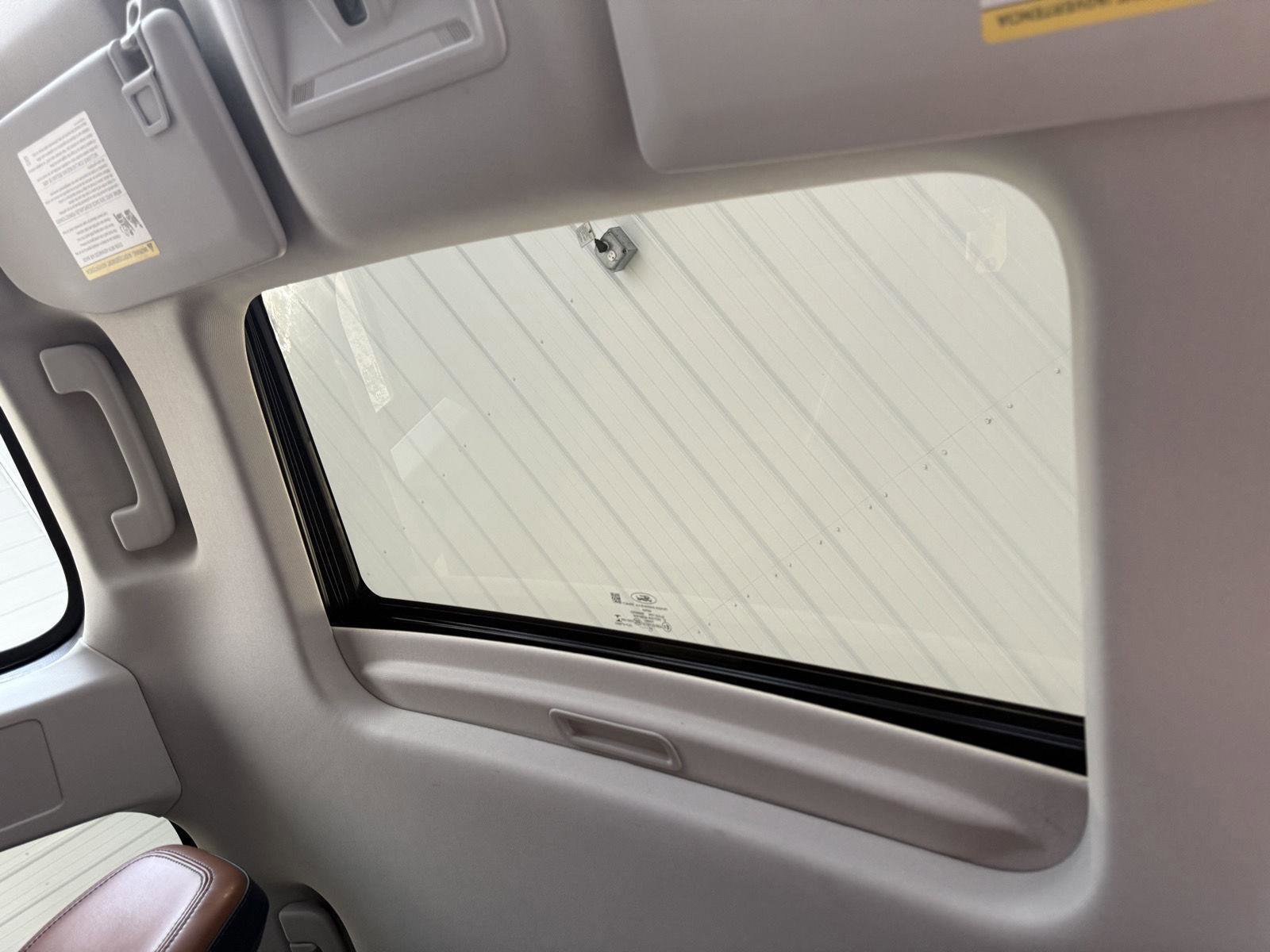 Certified 2022 Ford Maverick Lariat w/ Lariat Luxury Package image 26