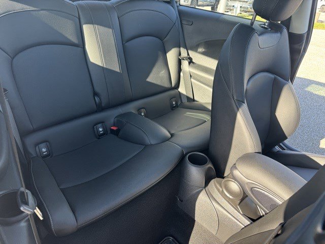 Used 2023 MINI Cooper S image 32