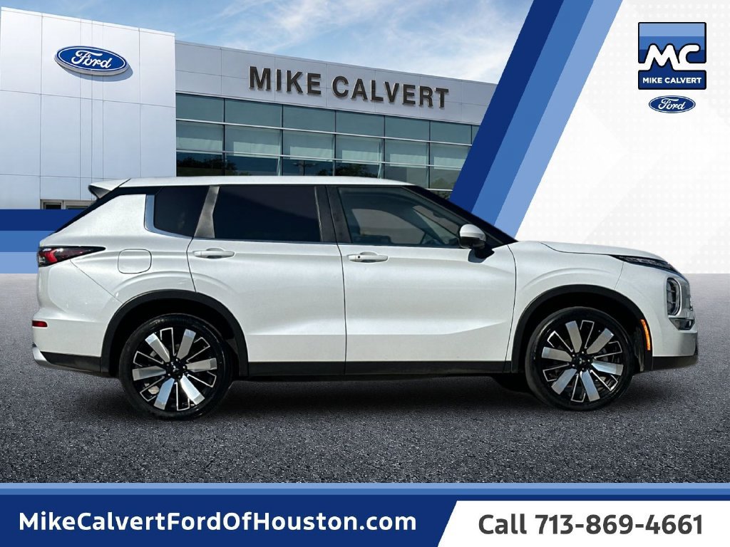 Used 2025 Mitsubishi Outlander SE FWD image 6