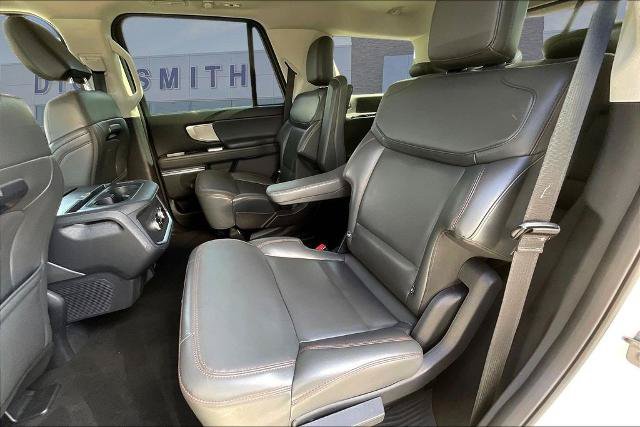 Certified 2025 Ford Expedition Active AWD/4WD image 22