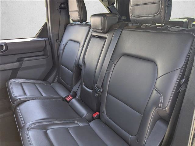 Certified 2025 Ford Bronco Outer Banks AWD/4WD image 19
