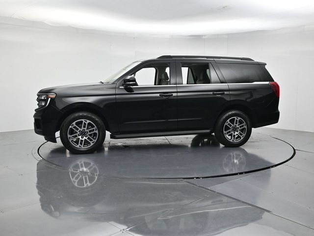 Certified 2025 Ford Expedition Active AWD/4WD image 6