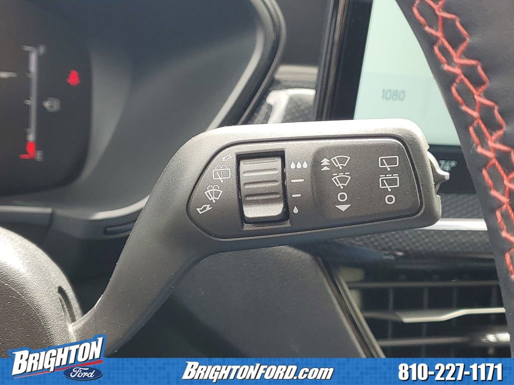 Certified 2025 Ford Escape ST-Line w/ Tech Pack #1 AWD/4WD image 21