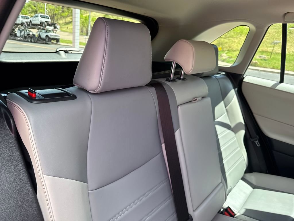 Used 2025 Toyota RAV4 XLE Premium w/ Weather Package AWD/4WD image 27