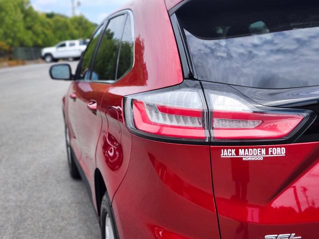 Certified 2022 Ford Edge SEL w/ Convenience Package AWD/4WD image 9
