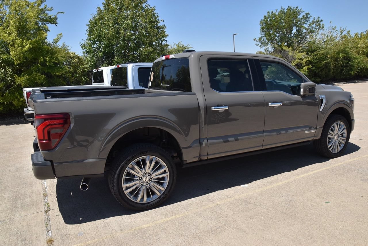 Certified 2025 Ford F150 Platinum w/ Equipment Group 703A Plus AWD/4WD image 6