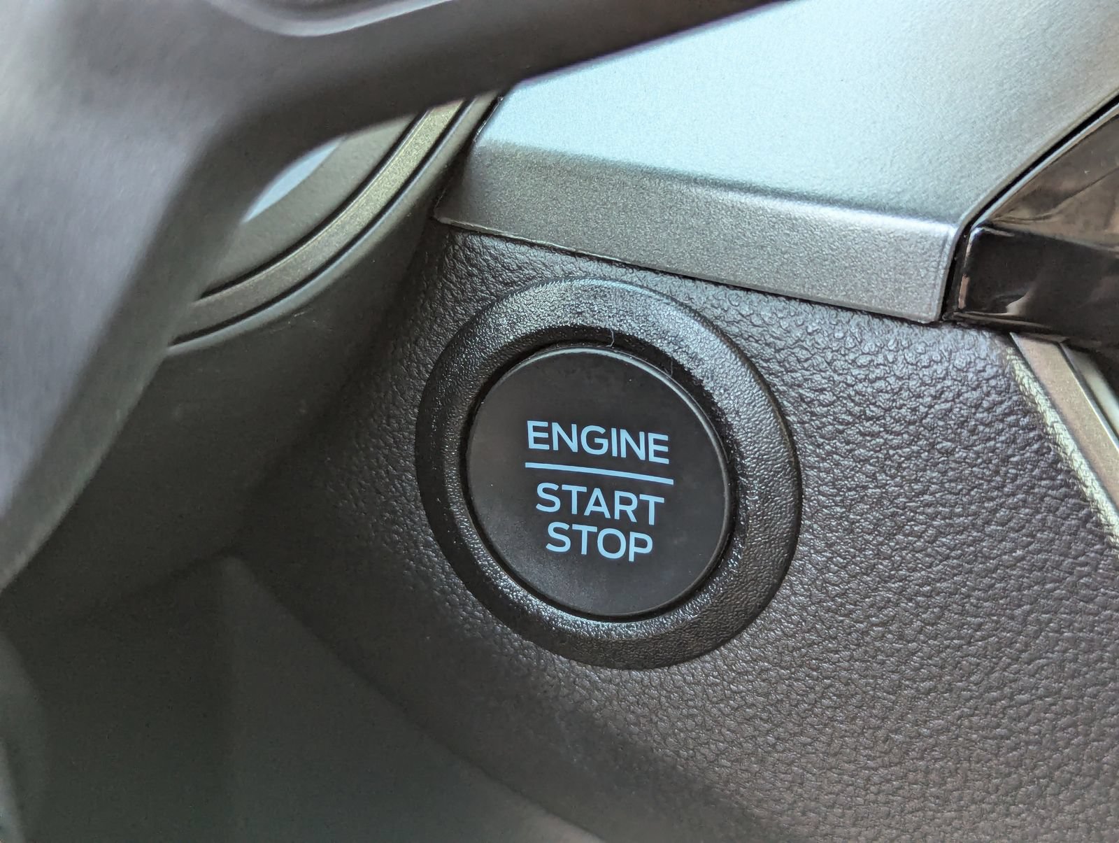 Certified 2025 Ford Escape Active FWD image 37