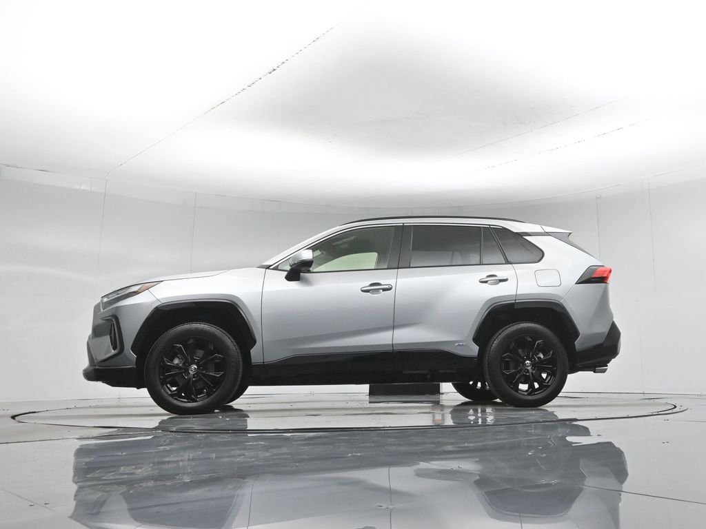 Used 2025 Toyota RAV4 SE AWD/4WD image 51