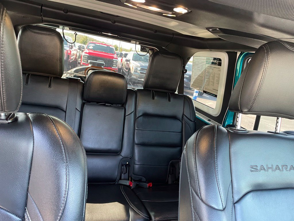 Used 2020 Jeep Wrangler Unlimited Sahara AWD/4WD image 29