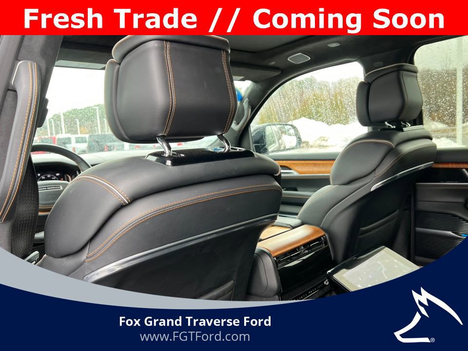 Used 2024 Jeep Grand Wagoneer L Series III image 38