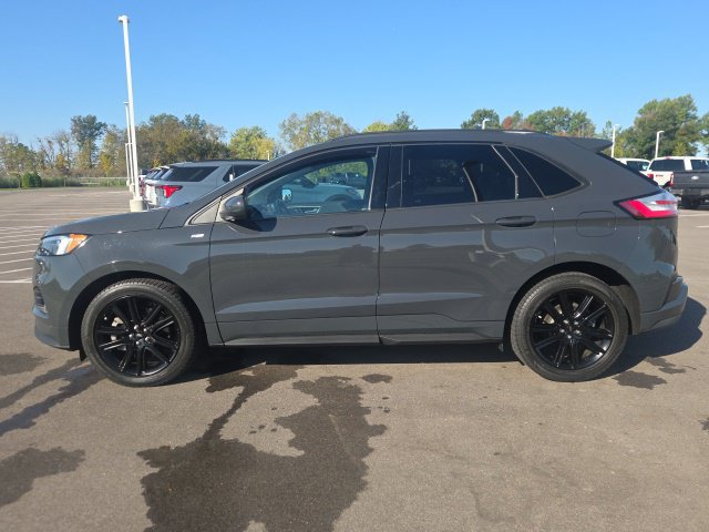 Certified 2021 Ford Edge ST-Line FWD image 15