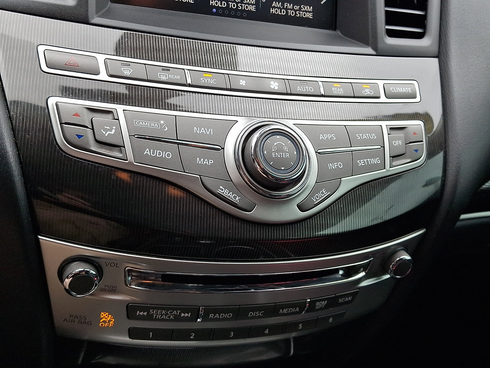 Used 2019 INFINITI QX60 Luxe w/ Essential Package AWD/4WD image 18