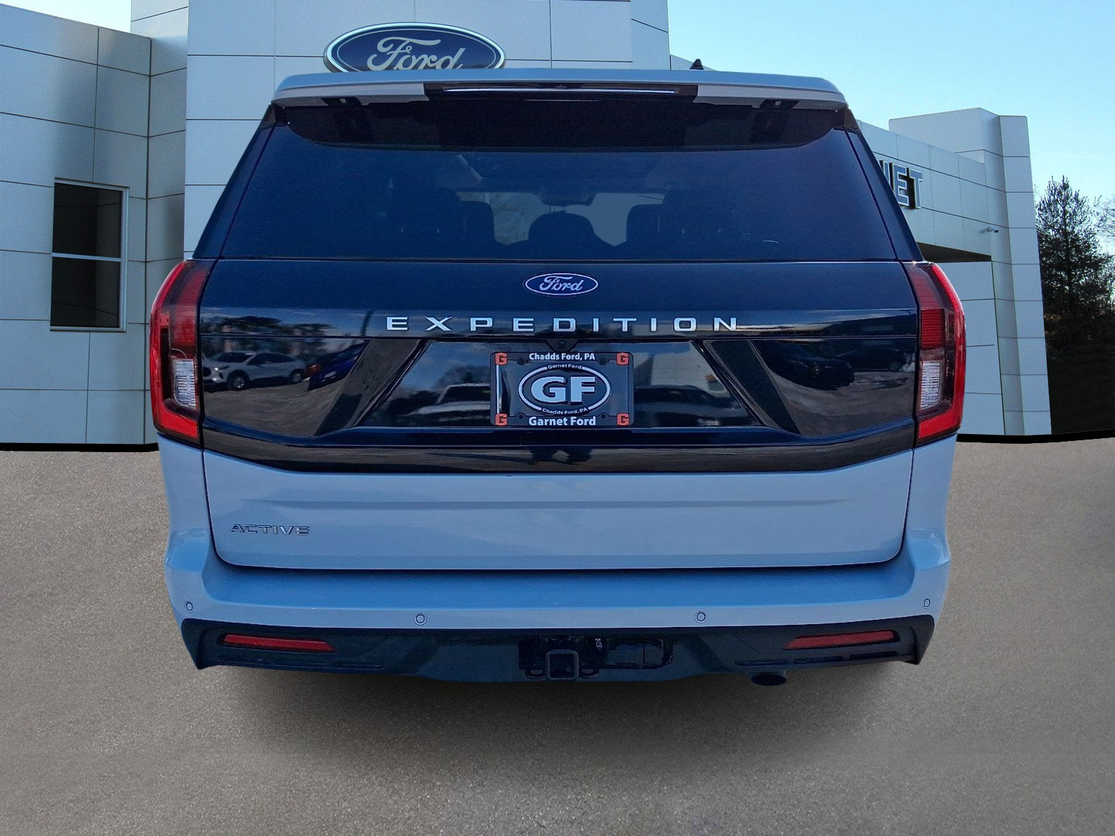 Certified 2025 Ford Expedition Active AWD/4WD image 7