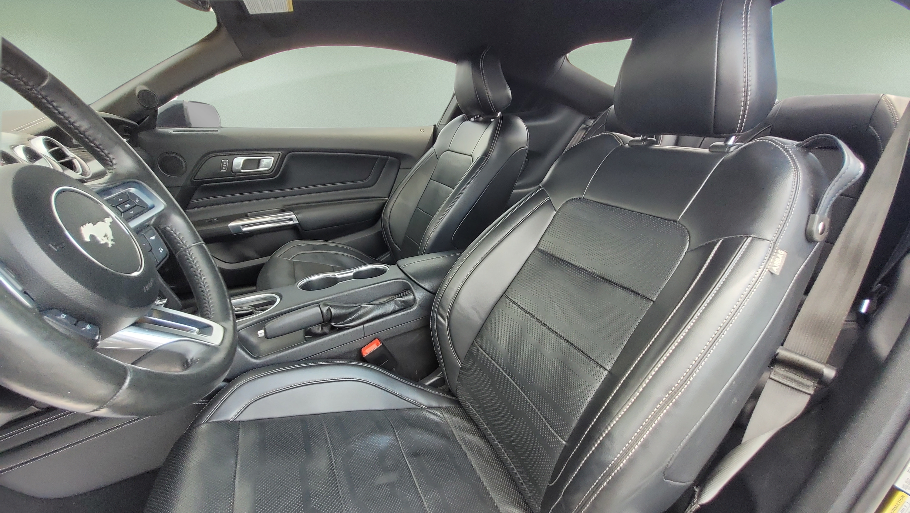 Certified 2019 Ford Mustang GT Premium w/ GT Performance Package RWD image 26