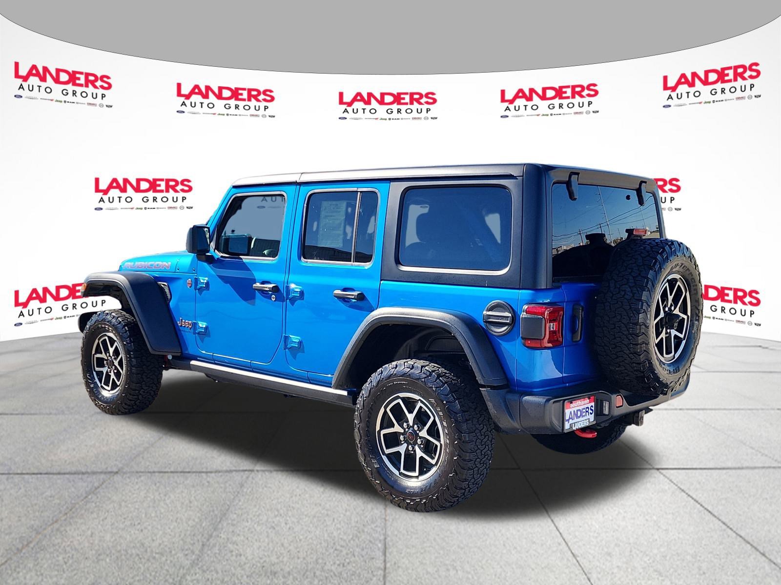 Used 2024 Jeep Wrangler Rubicon image 5