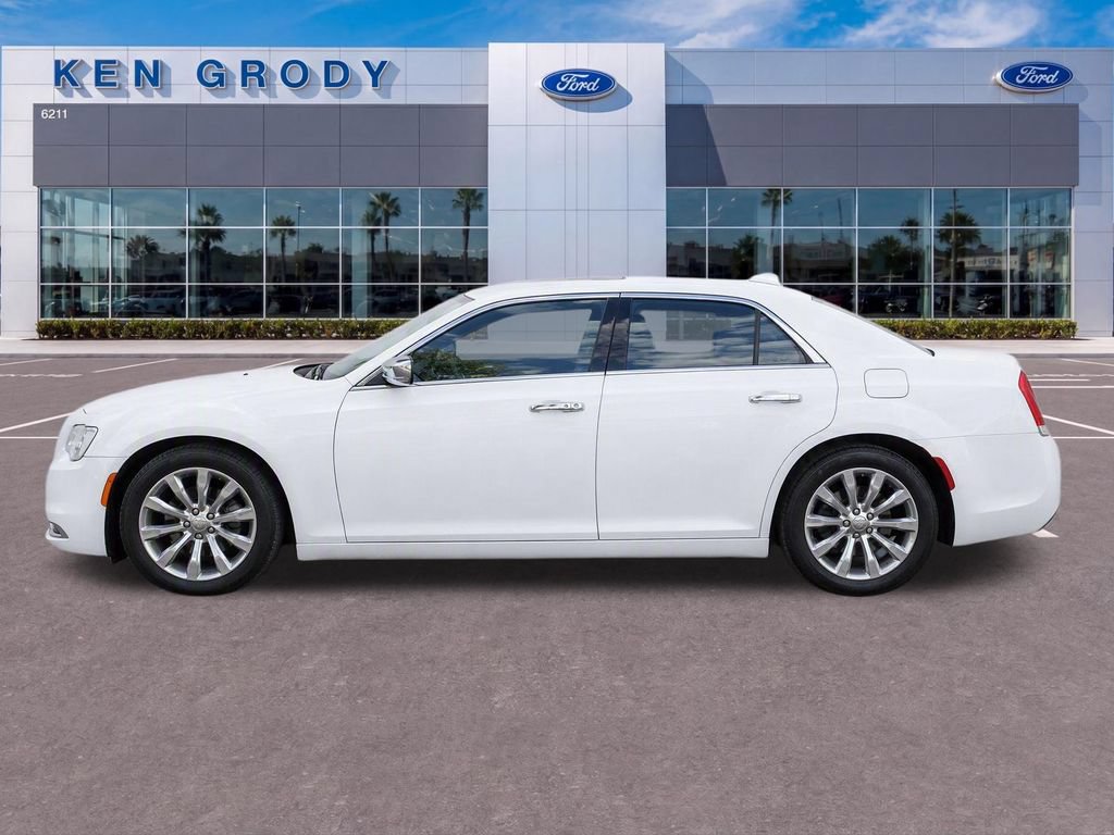 Used 2020 Chrysler 300 Limited AWD/4WD image 7