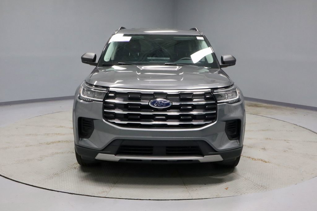 Certified 2025 Ford Explorer Active AWD/4WD image 6