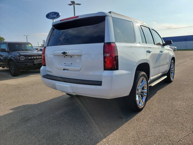 Used 2019 Chevrolet Tahoe LT w/ Luxury Package RWD image 6