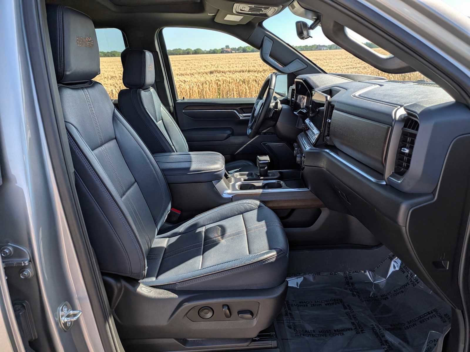 Used 2023 Chevrolet Silverado 1500 High Country w/ High Country Premium Package image 20