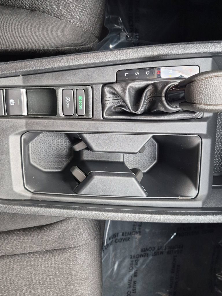 Used 2025 Honda Accord LX image 27