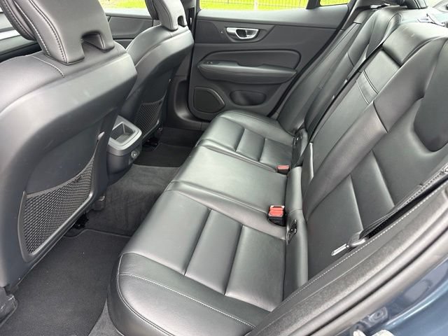 Used 2024 Volvo S60 B5 Core FWD image 27