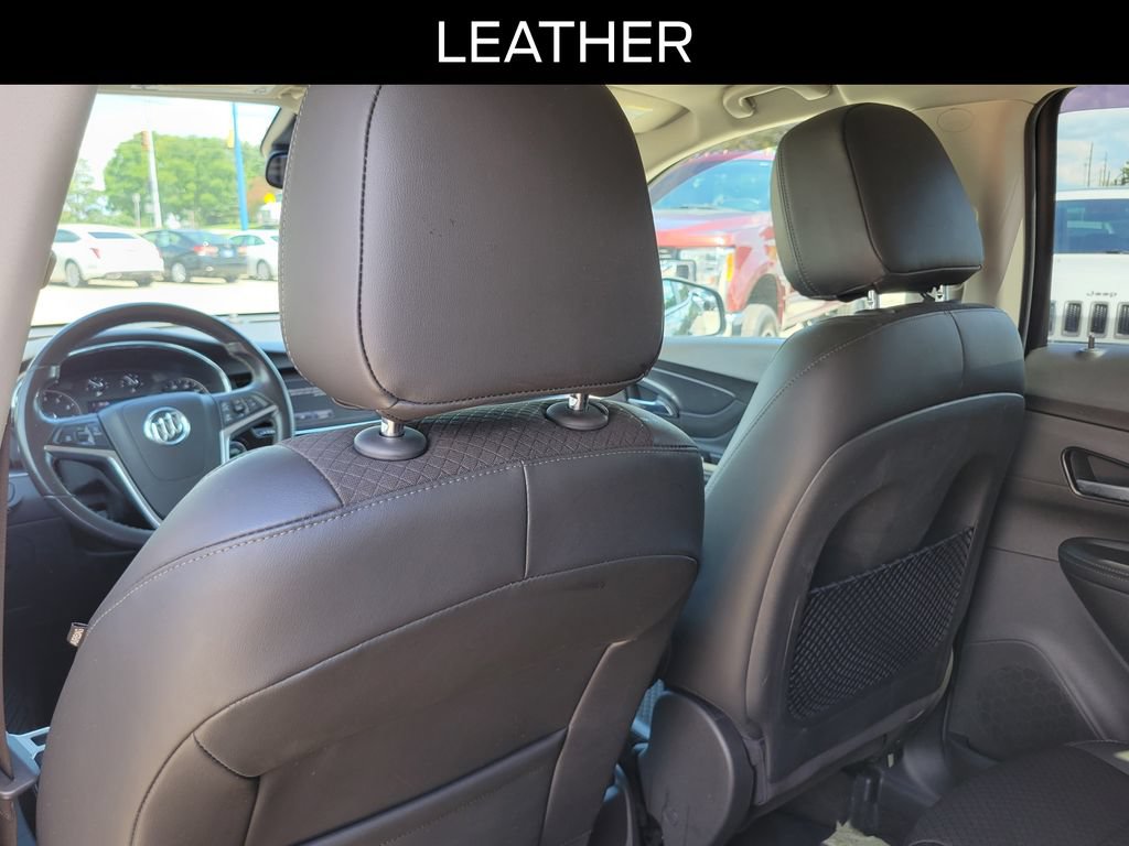 Used 2020 Buick Encore Preferred AWD/4WD image 12