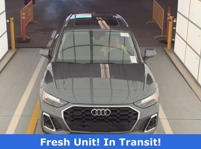 Used 2023 Audi Q5 2.0T Premium w/ Convenience Package AWD/4WD image 13