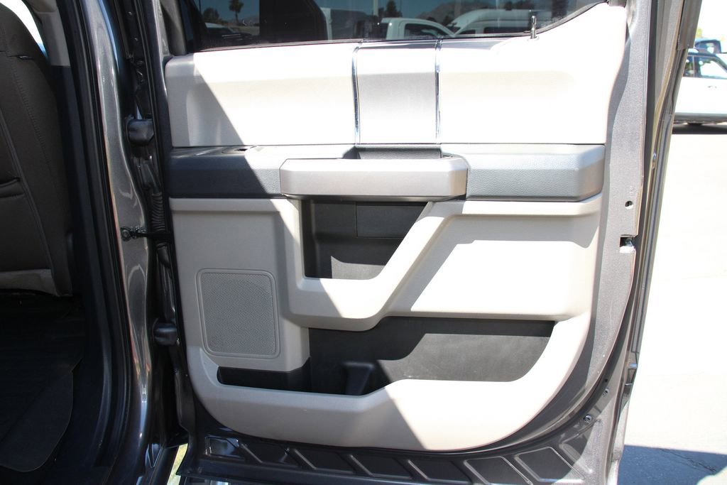 Certified 2022 Ford F250 XLT w/ XLT Premium Package AWD/4WD image 25