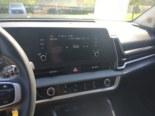 Used 2023 Kia Sportage LX AWD/4WD image 22