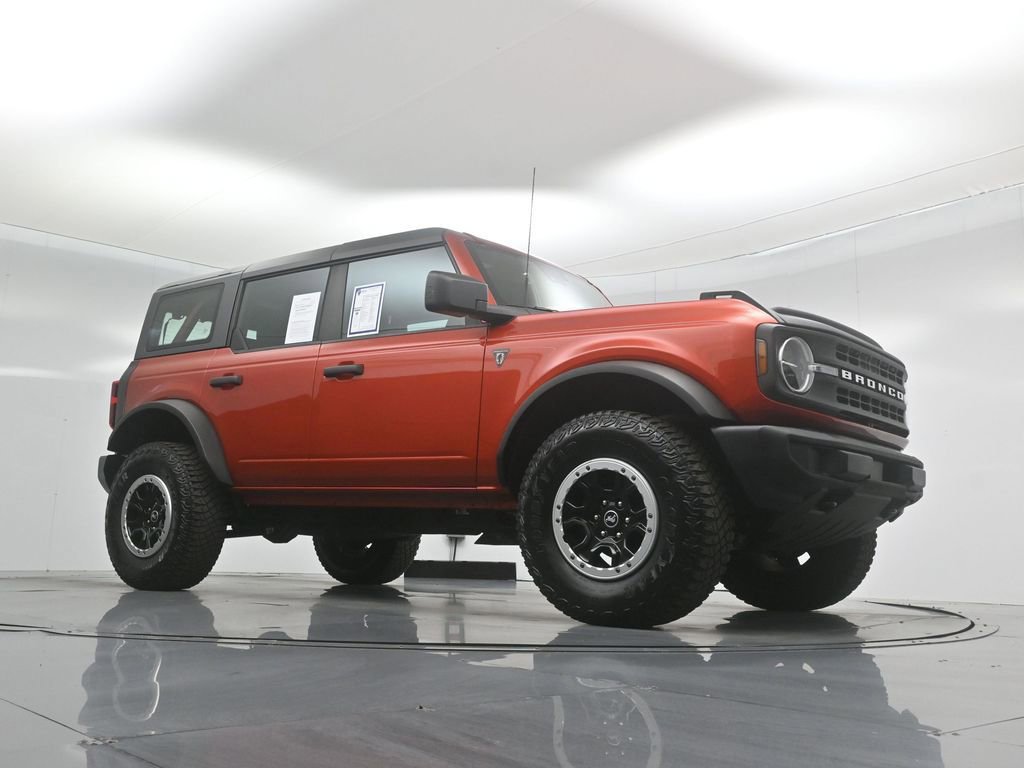 Certified 2022 Ford Bronco 4-Door w/ Sasquatch Package image 2