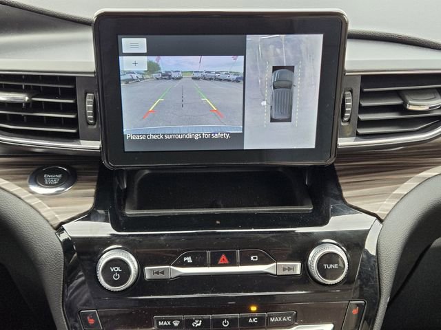 Certified 2022 Ford Explorer Limited AWD/4WD image 17