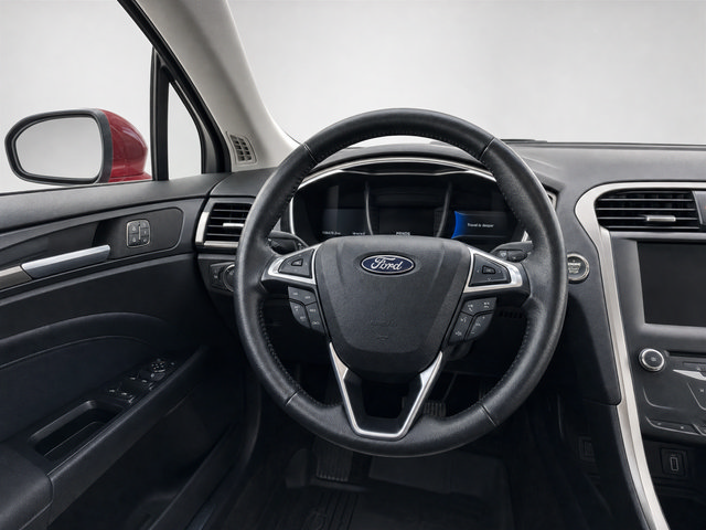 Certified 2019 Ford Fusion Titanium FWD image 15