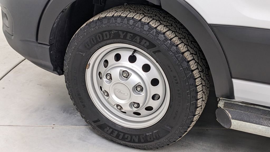 Certified 2023 Ford Transit 250 Low Roof AWD w/ Exterior Upgrade Package image 35