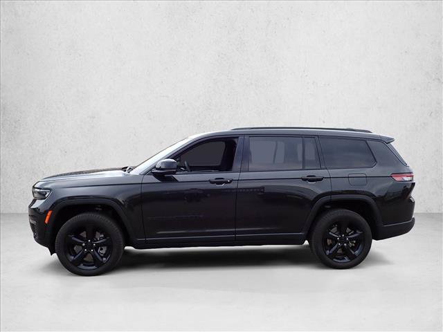 Used 2024 Jeep Grand Cherokee L Limited w/ Black Appearance Package AWD/4WD video 2