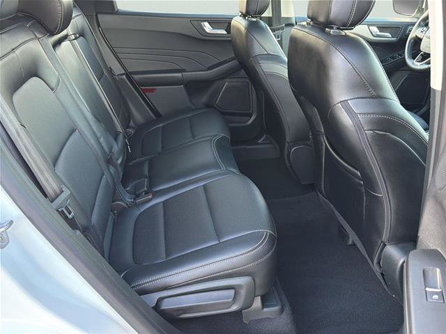 Certified 2022 Ford Escape SEL w/ Technology Package FWD image 16