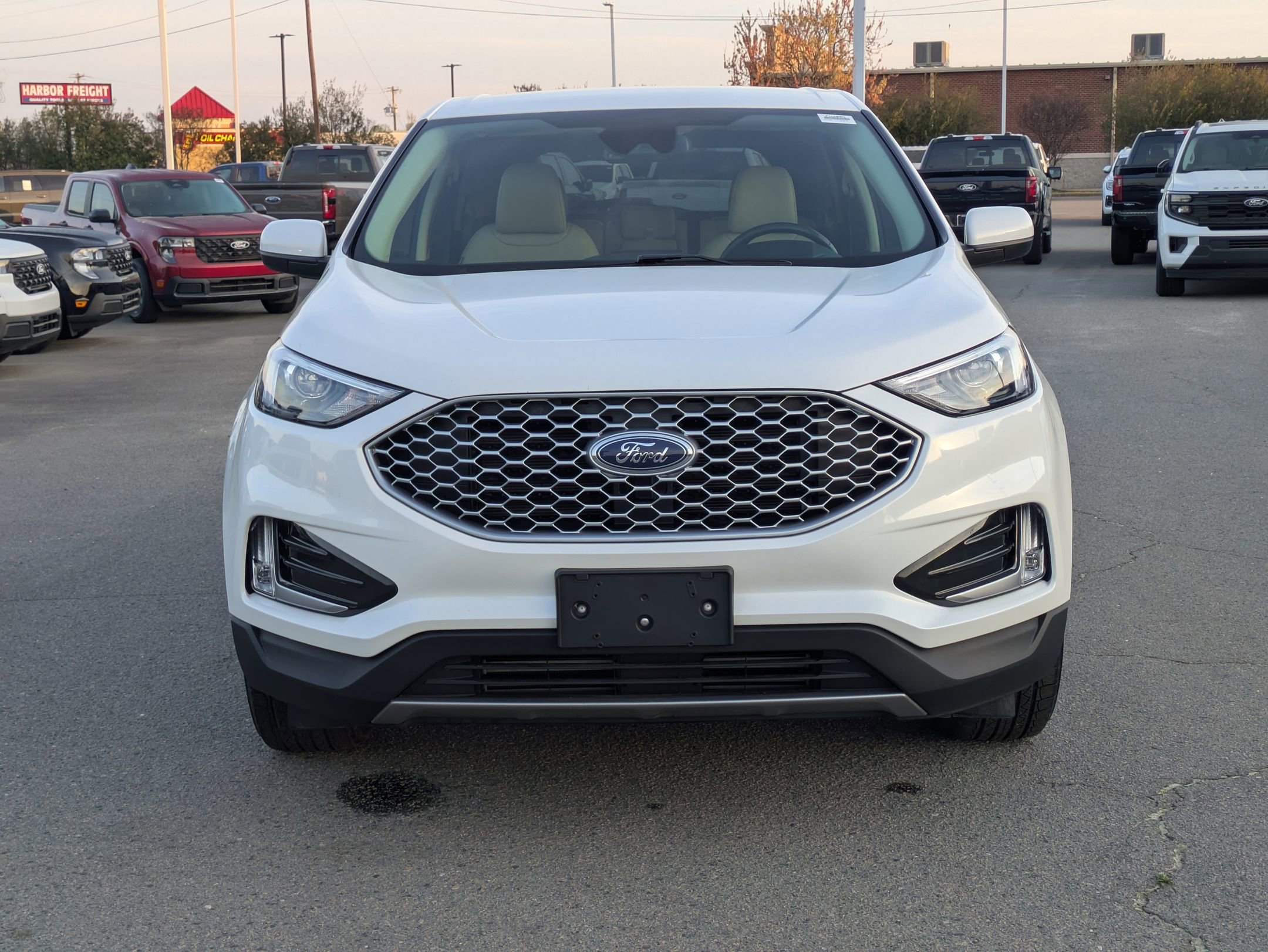 Certified 2023 Ford Edge SEL w/ Convenience Package AWD/4WD image 9